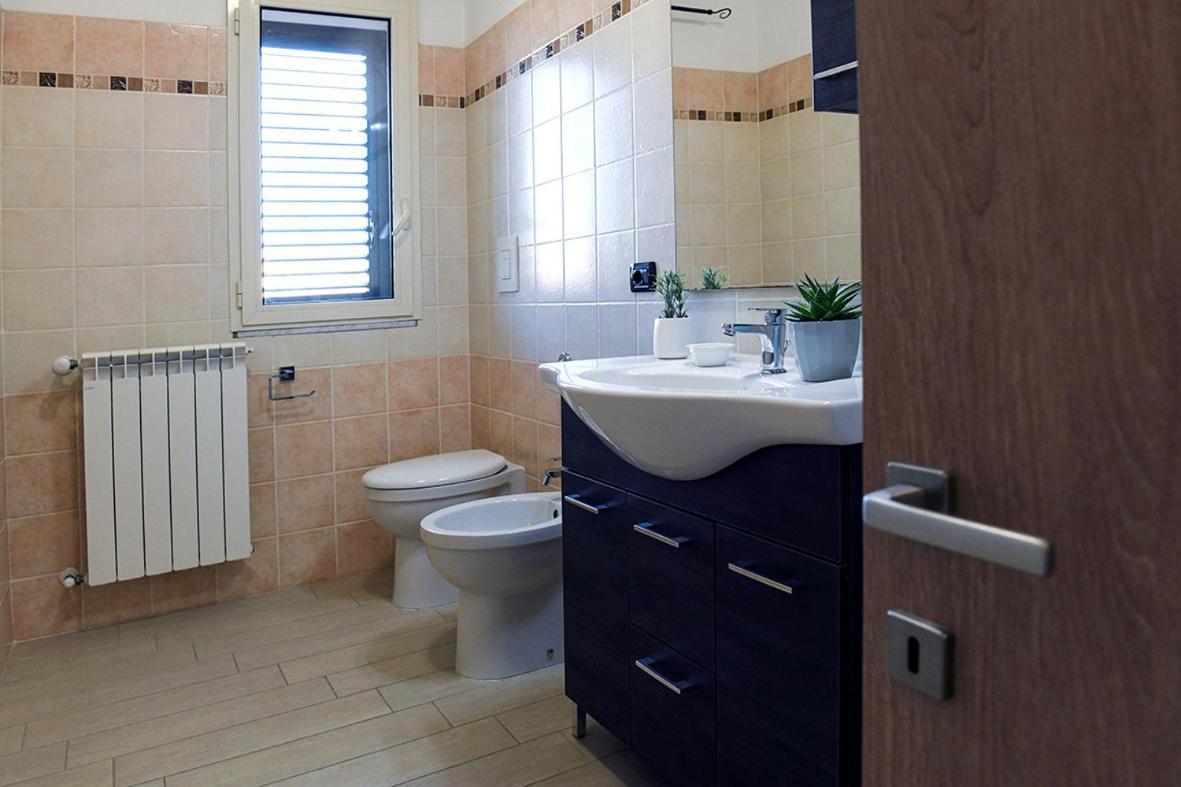 Apartamento Kris87 A 5 Minuti Dal Porto Alguer Exterior foto